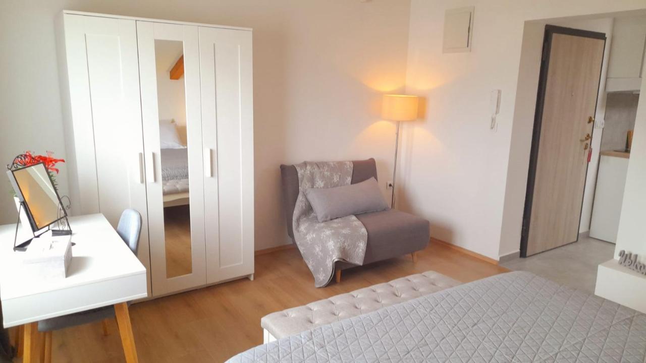 Apartman Diana,Free Parking Pula Exterior photo